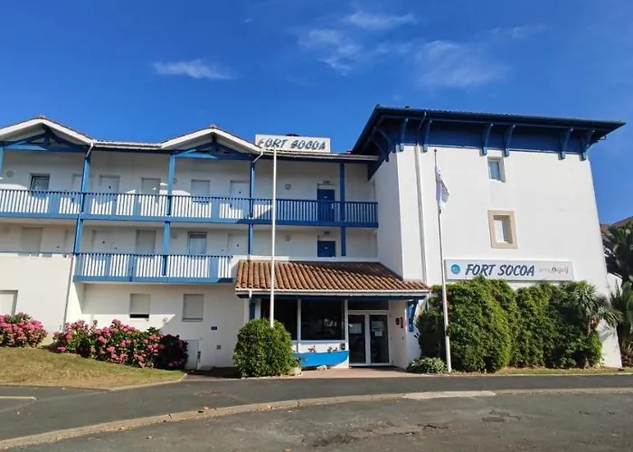 2 Pieces Proche De La De Socoa